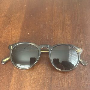 Raen sunglasses model Remmy49